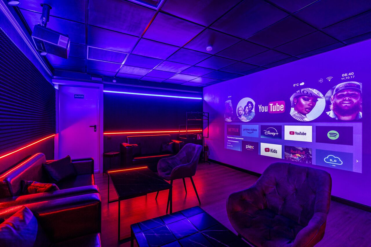 Арендовать Лофт-зал в центре 23 кв.м