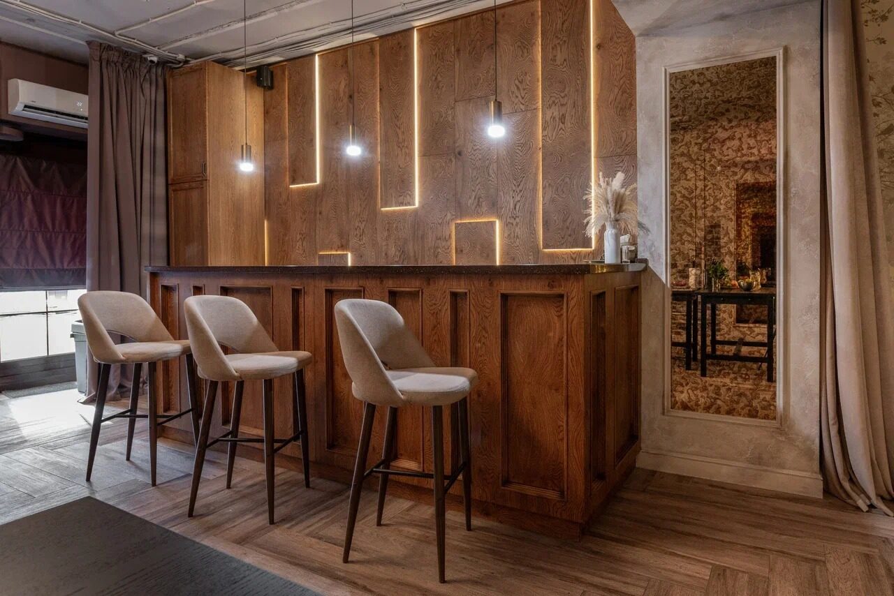 Арендовать Лофт с кухней, панорамными окнами и верандой