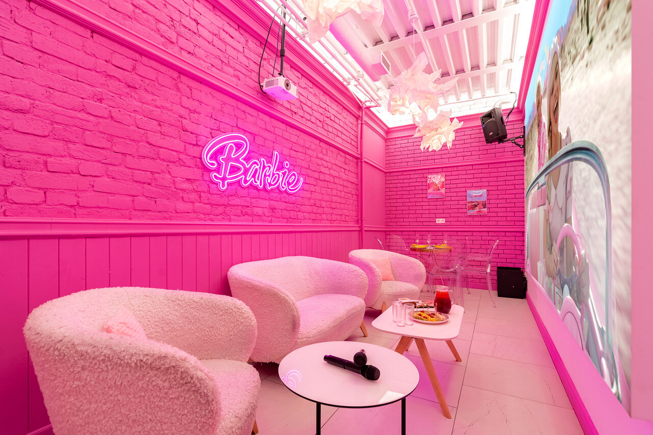 Арендовать Лофт-зал в стиле Барби