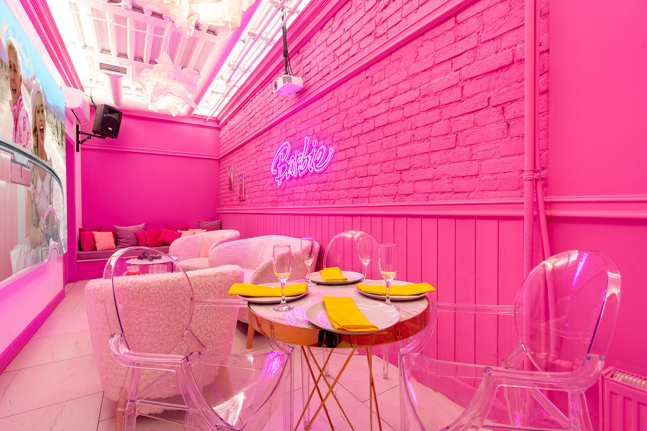 Арендовать Лофт-зал в стиле Барби