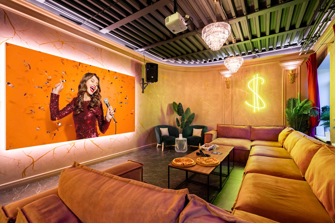 Арендовать Атмосферный лофт-зал