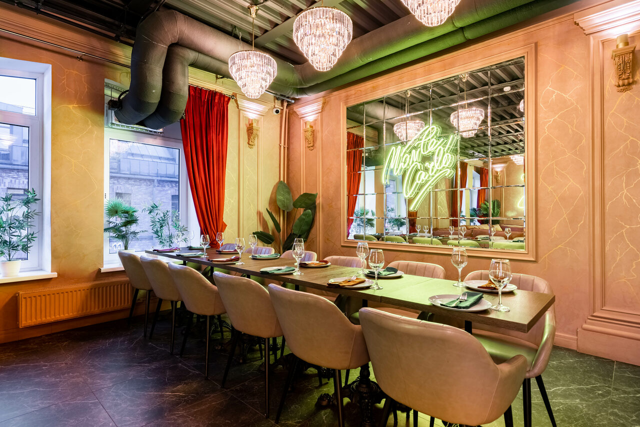 Арендовать Атмосферный лофт-зал