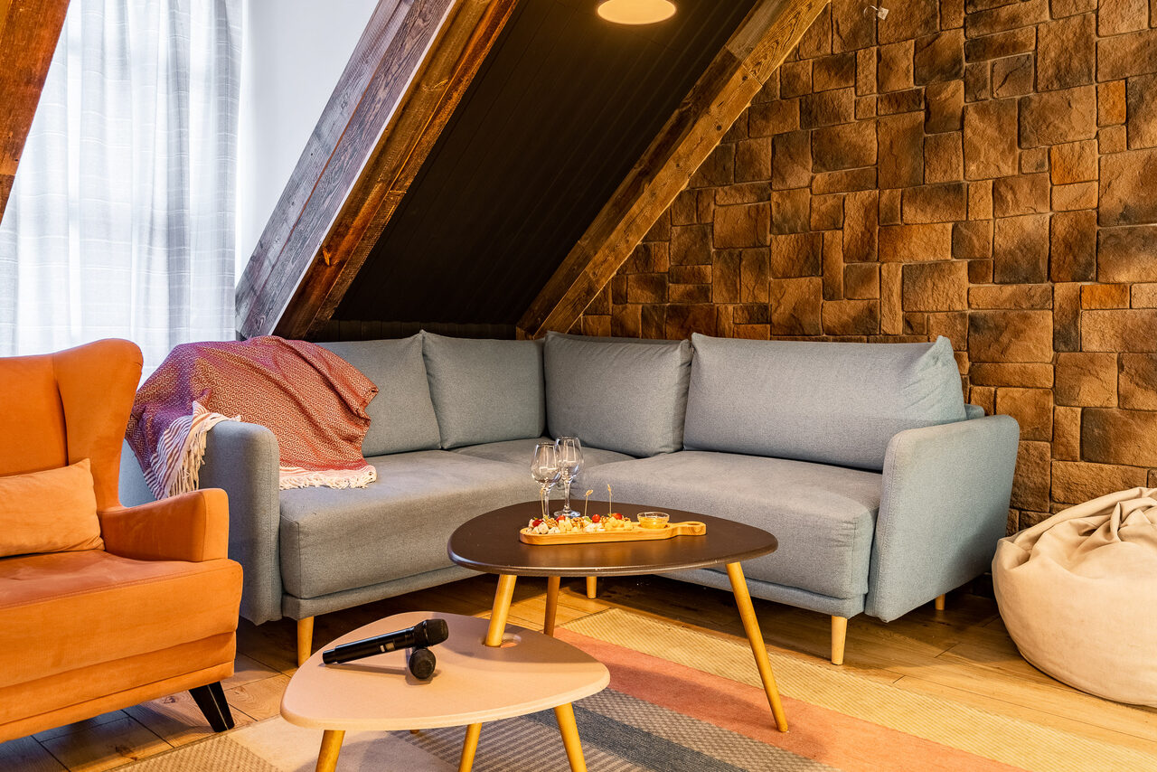 Арендовать Лофт-зал в стиле горнолыжного курорта