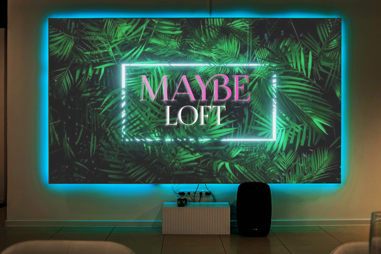 Арендовать Просторный лофт-зал в зелёных цветах