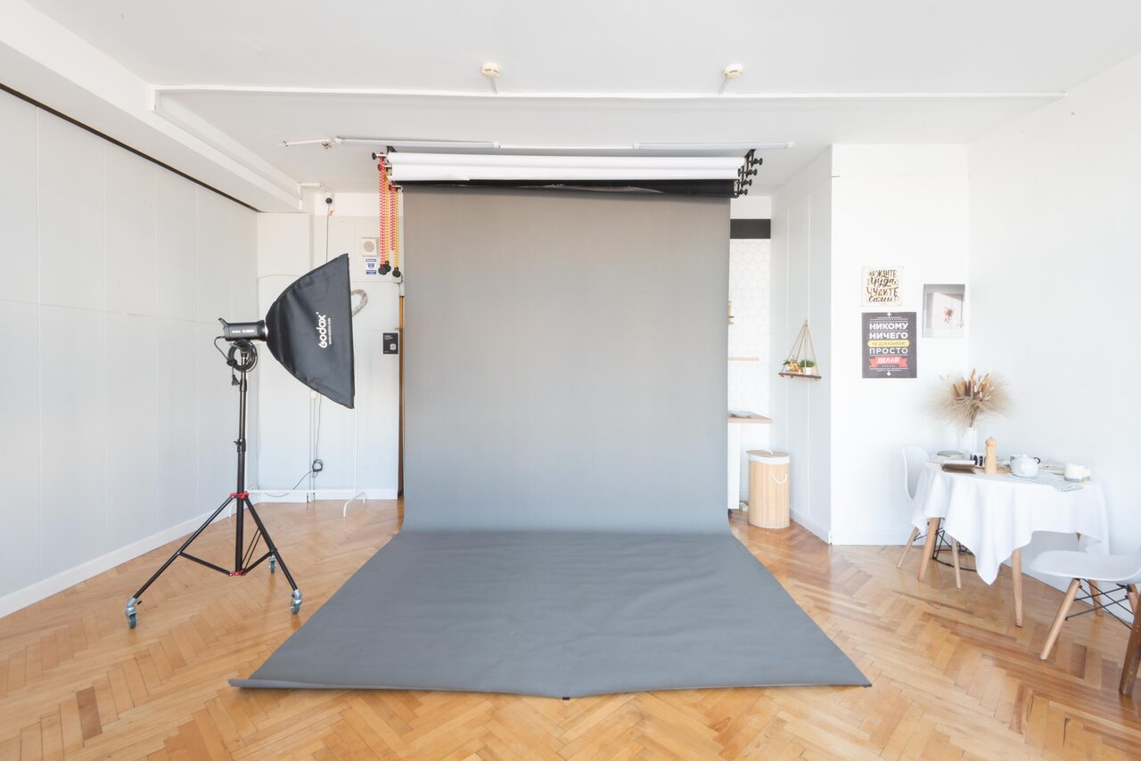 Арендовать Светлая и уютная фотостудия