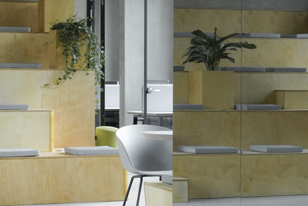 Арендовать Стильная площадка для деловых мероприятий