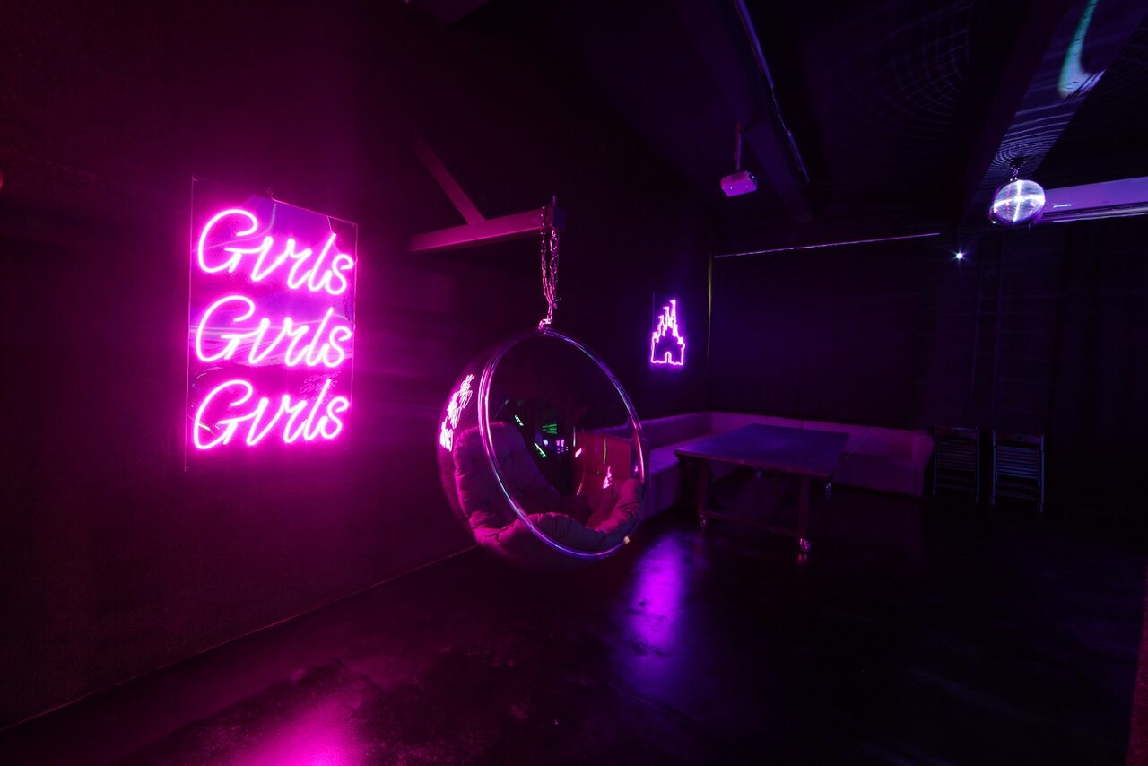 Арендовать Фото карета. Сказка. Двухуровневый лофт