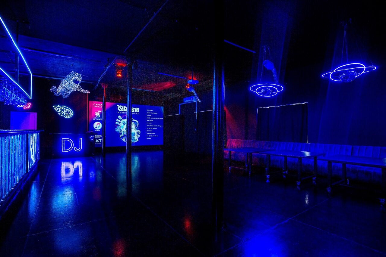 Арендовать Лофт с космическим дизайном