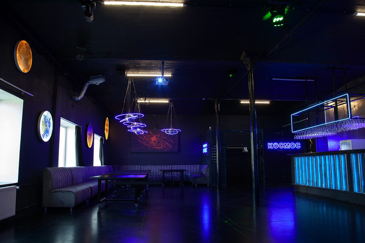Арендовать Лофт с космическим дизайном