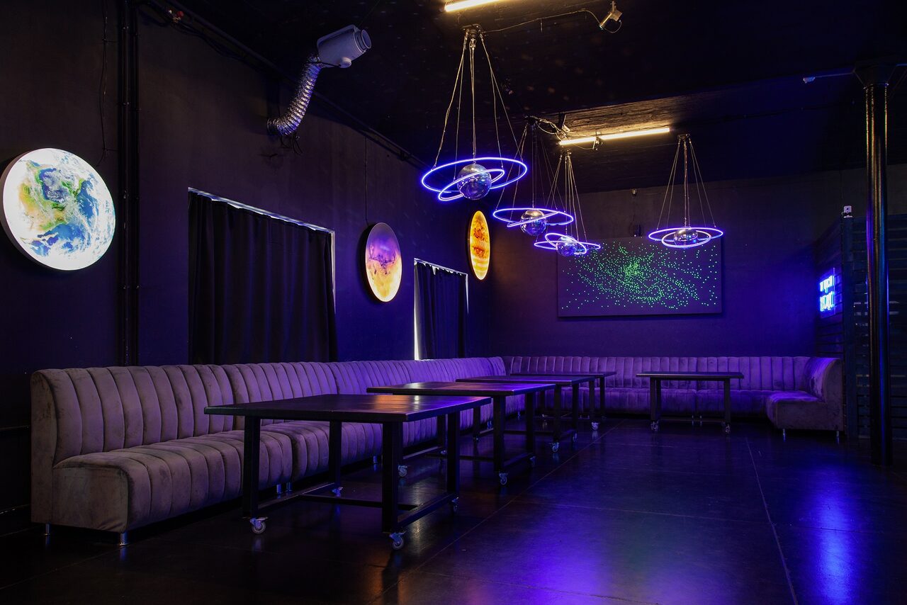 Арендовать Лофт с космическим дизайном