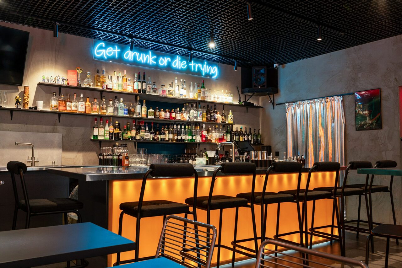 Арендовать Лофт-бар в историческом центре под закрытие