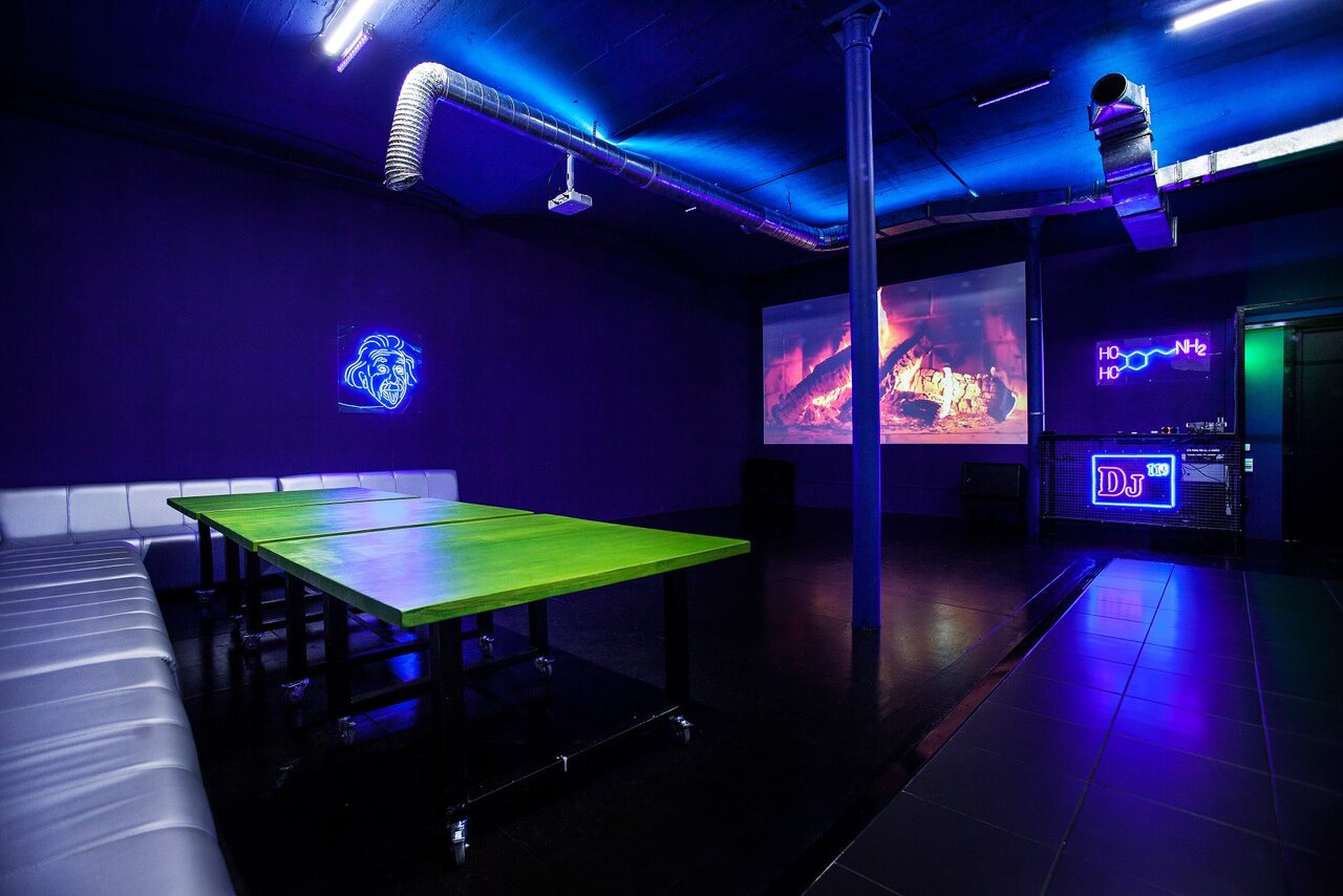 Арендовать Лофт для светящихся вечеринок