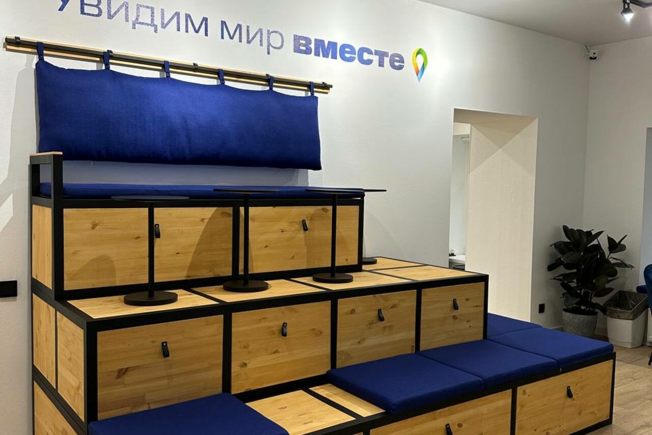 Арендовать Лофт в центре города с барной стойкой