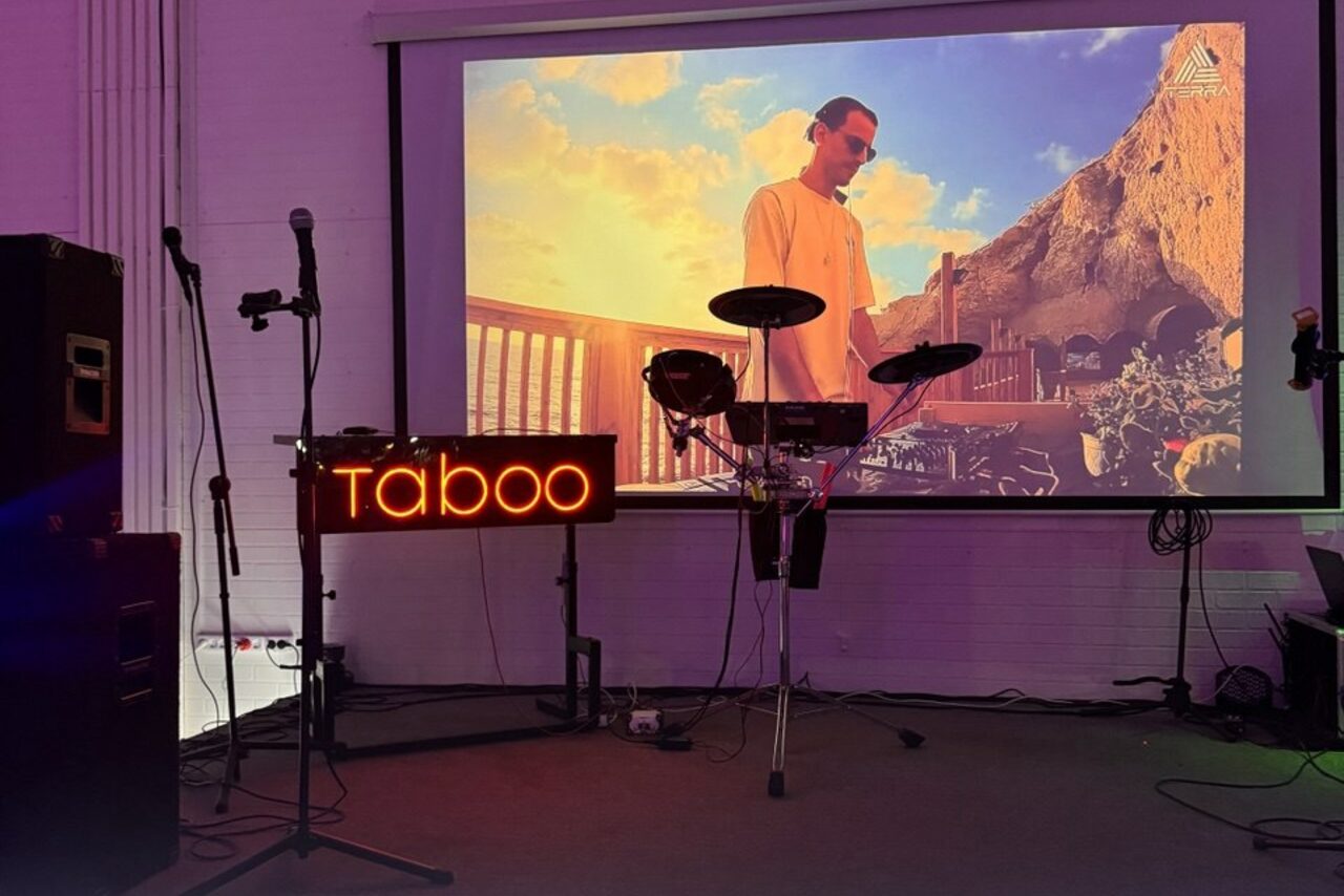 Арендовать Molecule loft