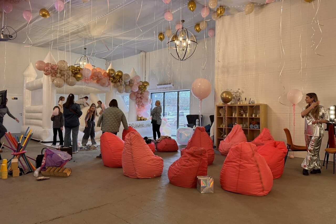 Арендовать Molecule loft