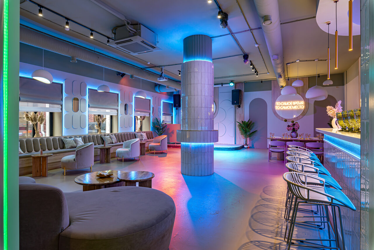 Арендовать Лофт Май. Зал Октябрь в центре города