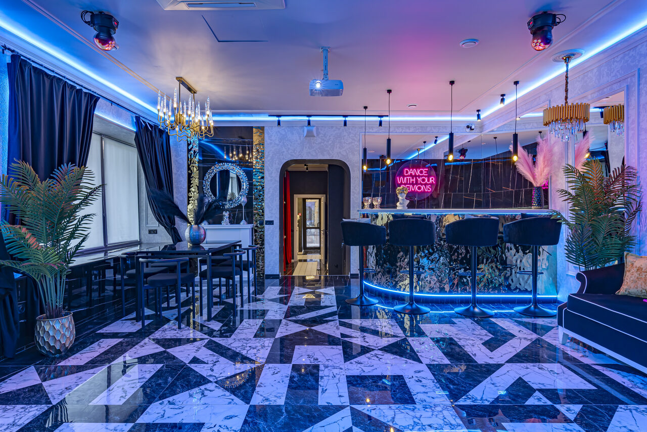 Арендовать Лофт Май. Зал Юг