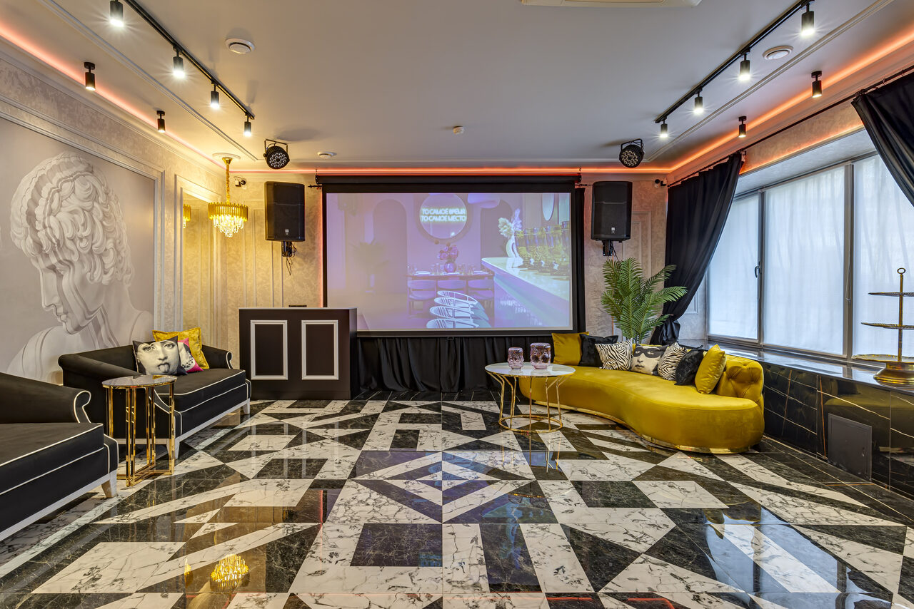 Арендовать Лофт Май. Зал Юг