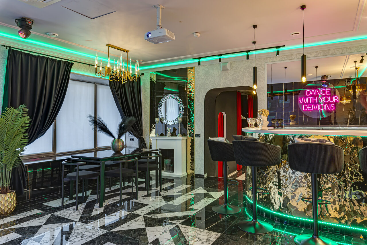 Арендовать Лофт Май. Зал Юг