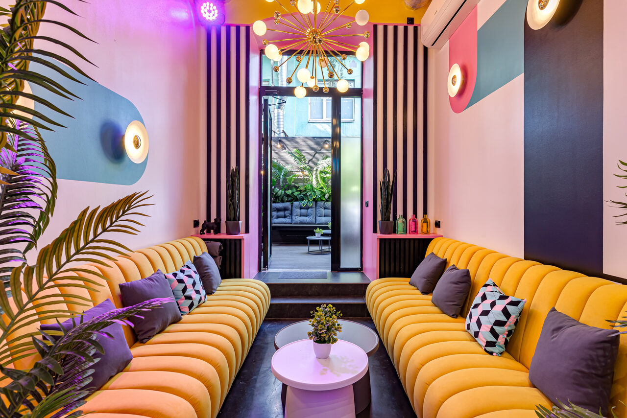 Арендовать Лофт Май. Зал Молекула на Бауманской