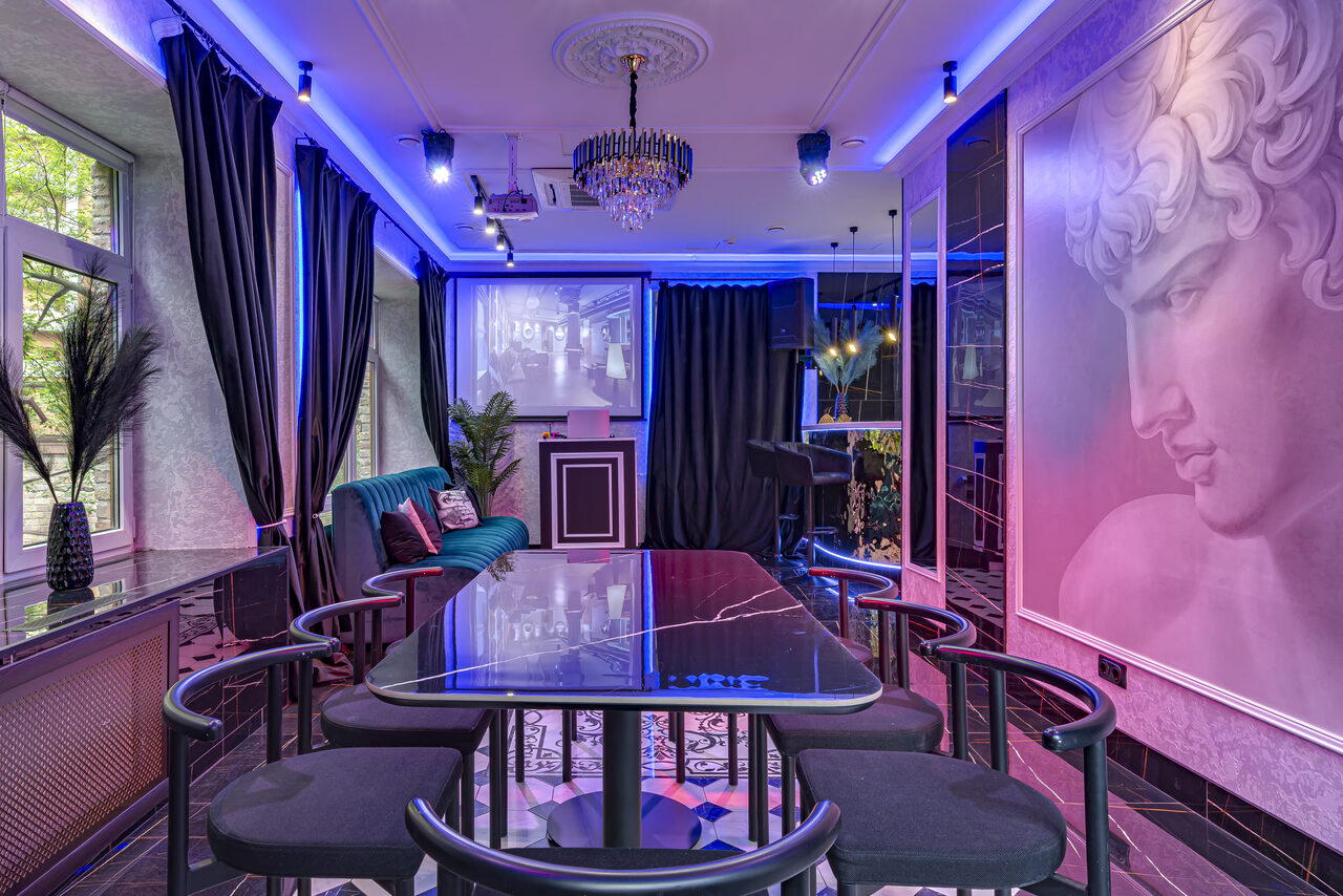 Арендовать Лофт Май. Зал Место