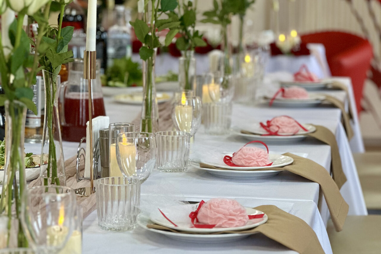 Арендовать Sea Grill. Лофт-бар под закрытие с видом на Неву