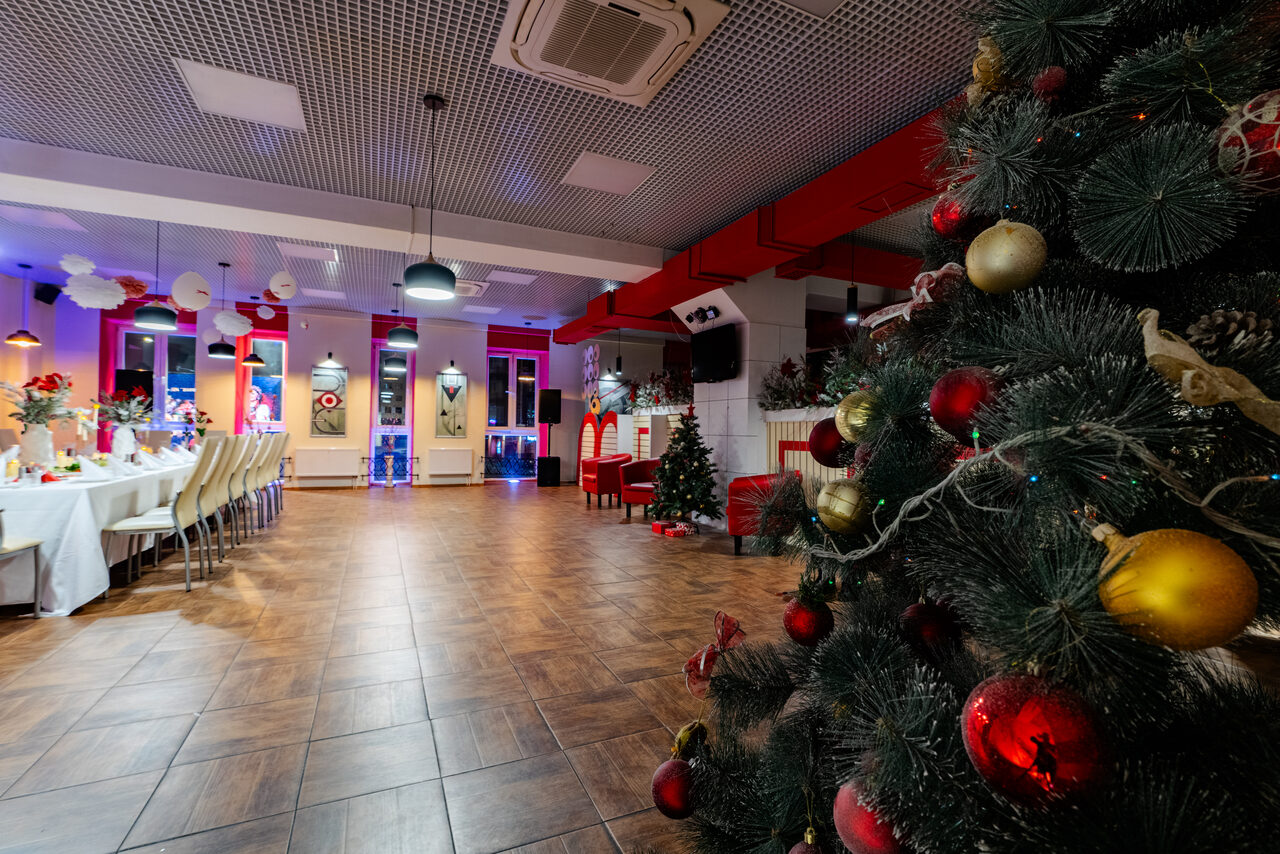 Арендовать Sea Grill. Лофт-бар под закрытие с видом на Неву