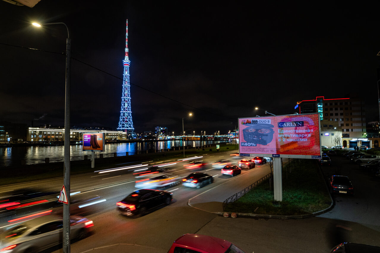 Арендовать Sea Grill. Лофт-бар под закрытие с видом на Неву