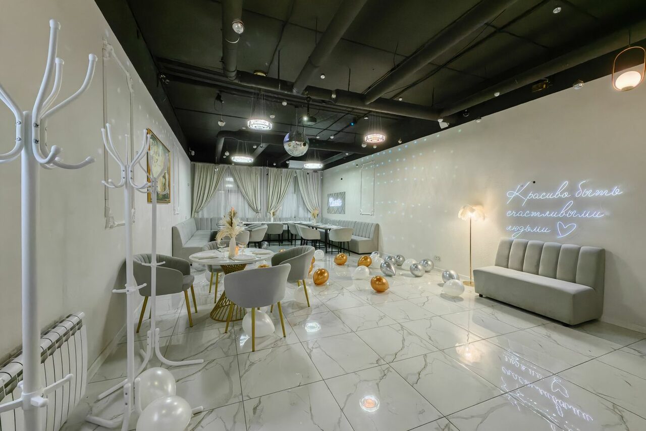 Арендовать Classic и Dreams. Лофт с двумя залами с караоке и фотозоной