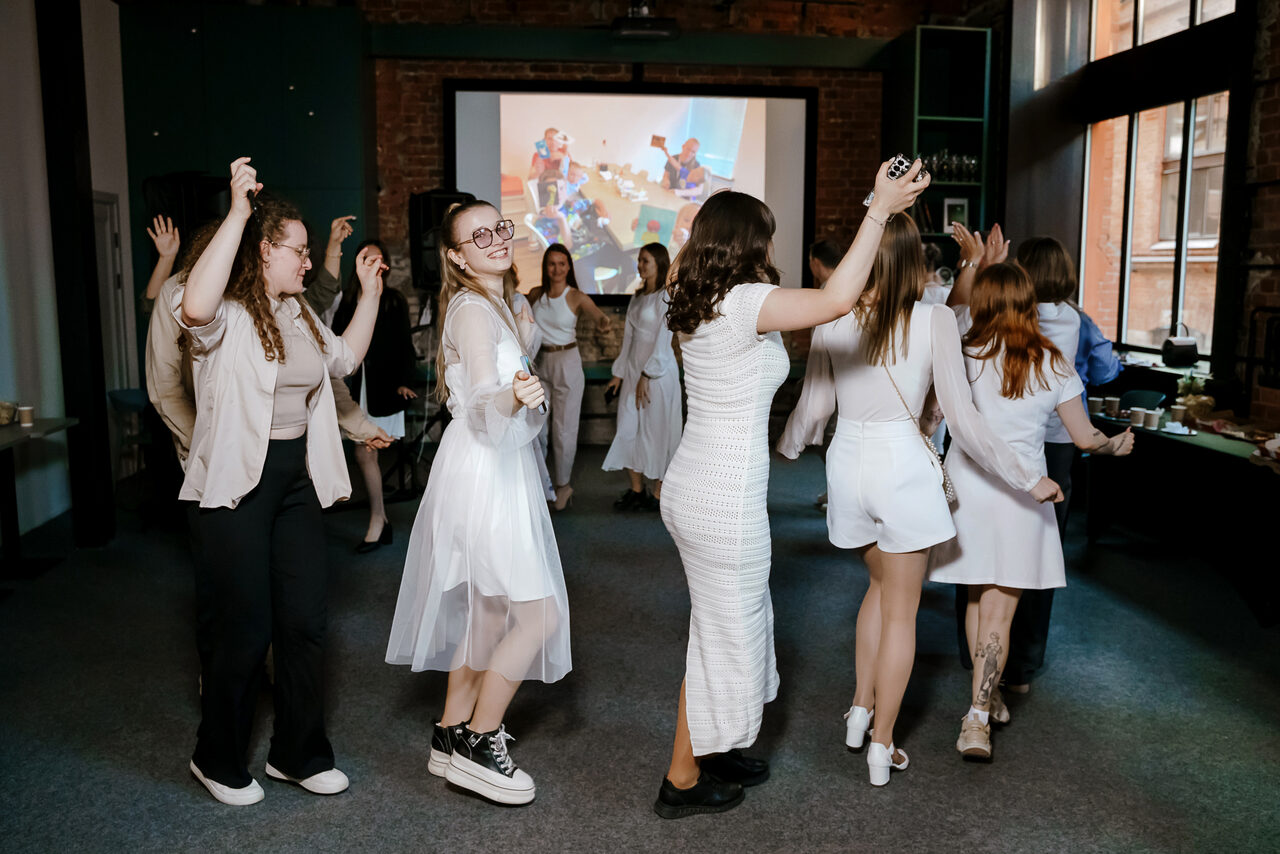 Арендовать Лофт для мероприятий с гольф-симулятором