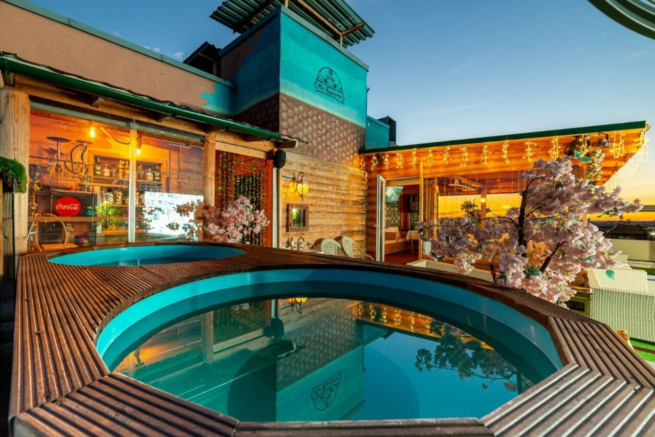 Арендовать Пространство с сауной на крыше "На высоте" 