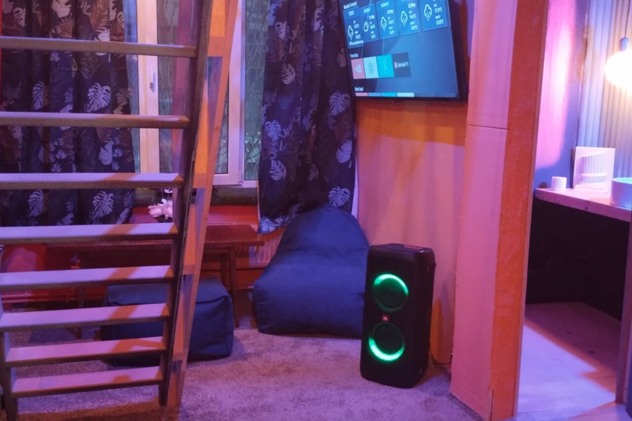 Арендовать Двухуровневый лофт для камерных мероприятий