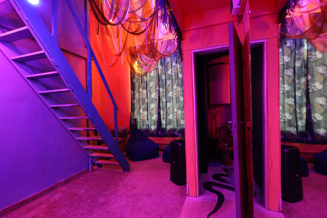 Арендовать Двухуровневый лофт для камерных мероприятий