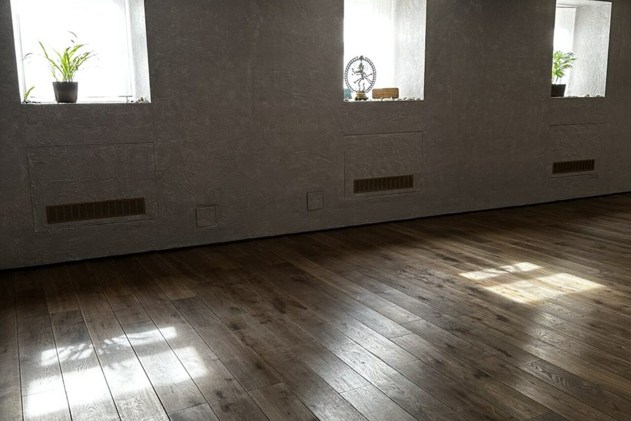 Арендовать Светлый зал для занятий йогой