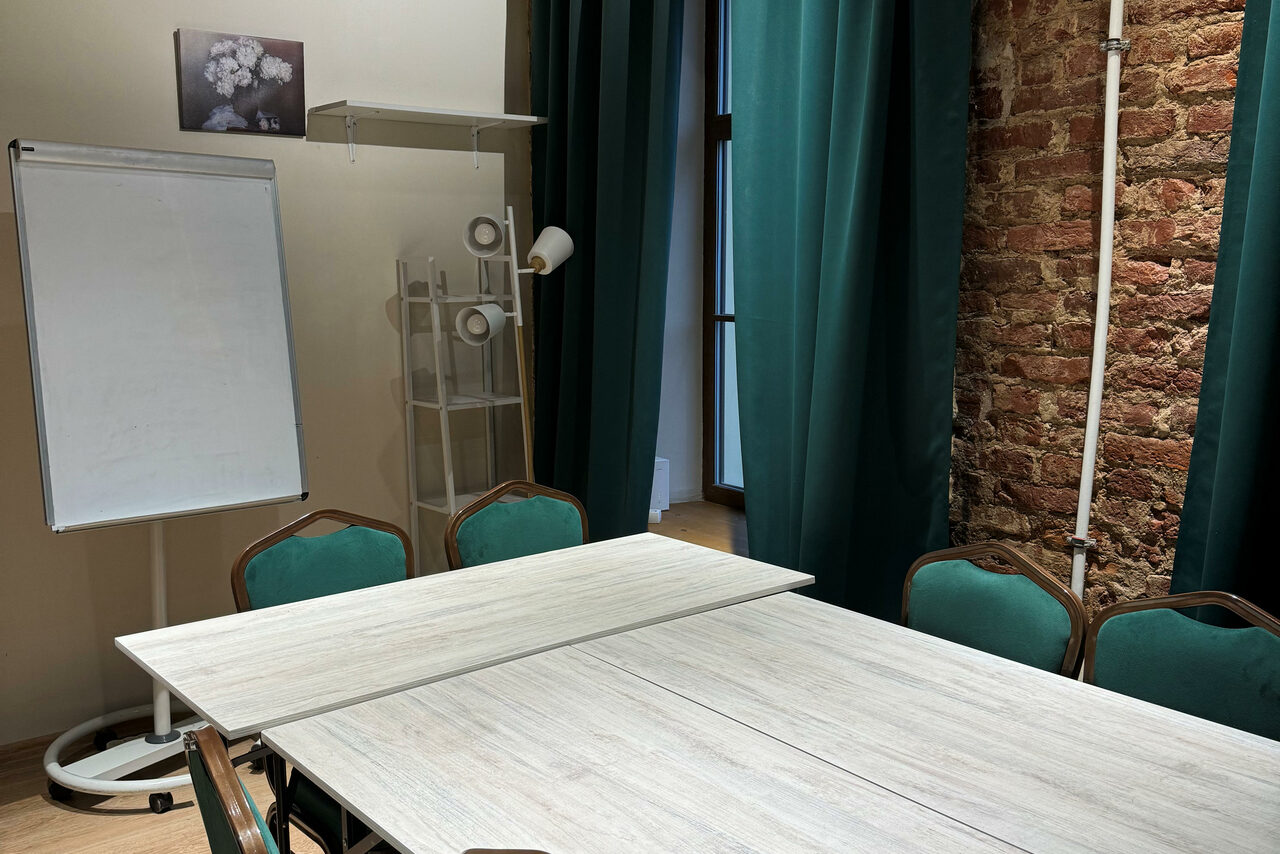 Арендовать Кабинет для встреч и переговоров