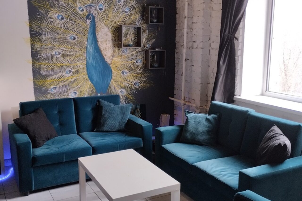 Арендовать Уютный лофт-зал с караоке