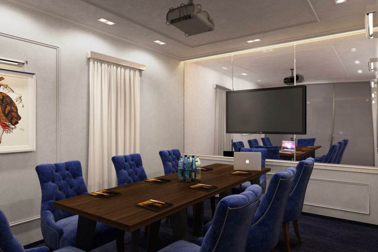 Арендовать Regul. Пространство для мероприятий в старинном дворике