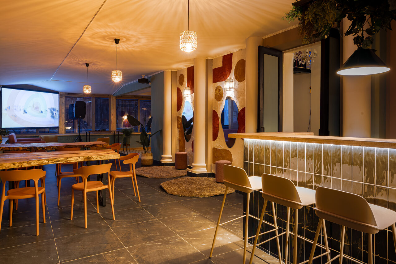 Арендовать Лофт с панорамными окнами в парке Сокольники