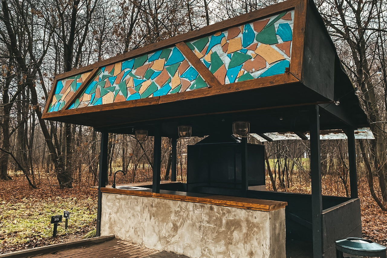 Арендовать Просторный и светлый лофт с панорамным видом в парк