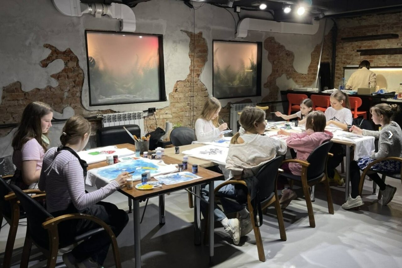 Арендовать Лофт-пространство с дизайнерскими окнами