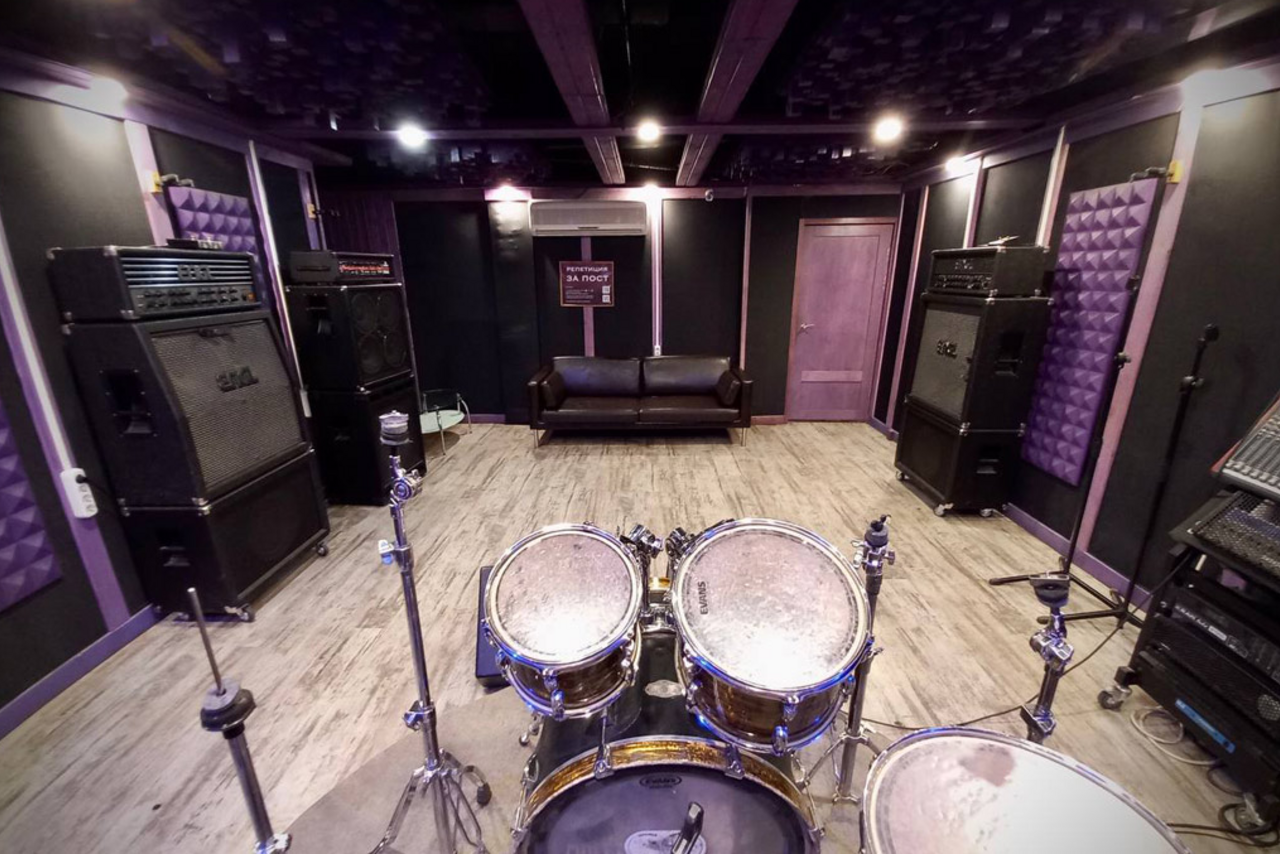 Арендовать Комнаты для репетиций, звукозаписи, подкастов