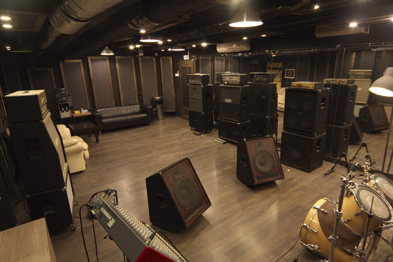Арендовать Комнаты для репетиций, звукозаписи, подкастов