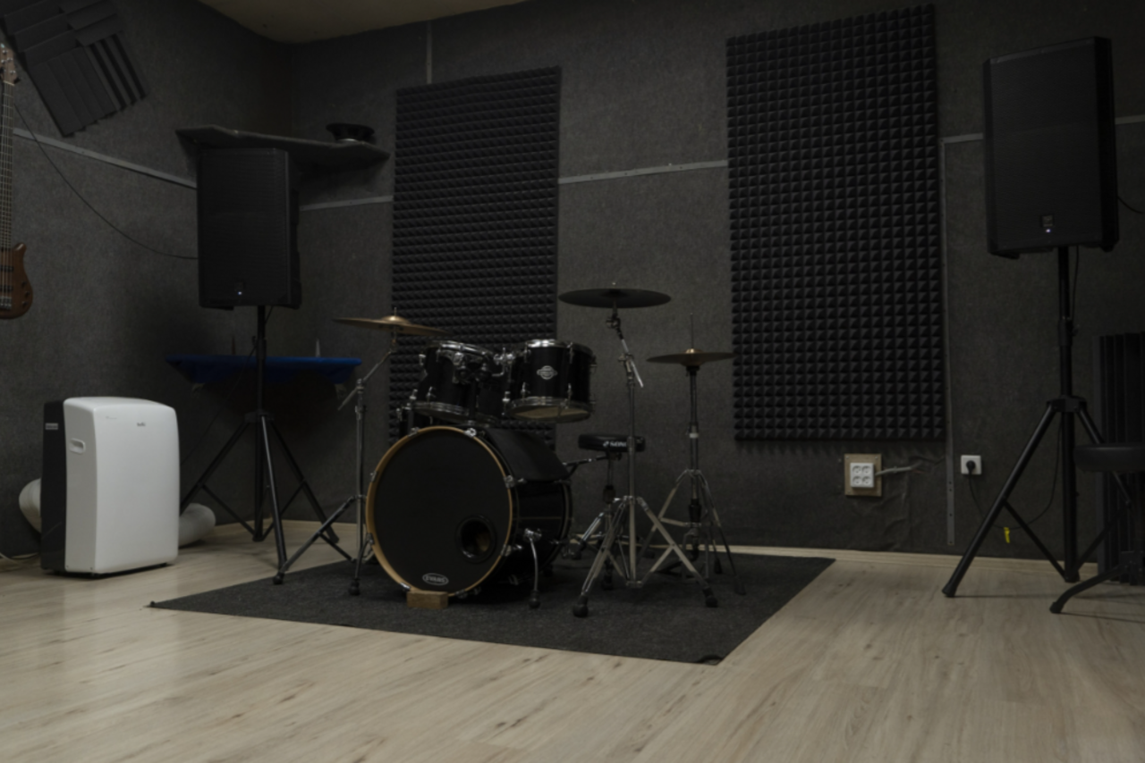 Арендовать Оборудованные репетиционные точки 