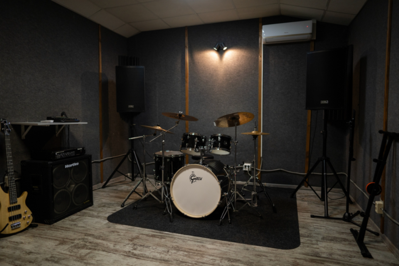 Арендовать Оборудованные репетиционные точки 