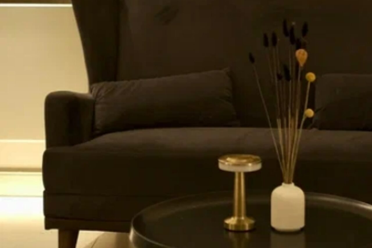 Арендовать Светлый конгресс-холл с панорамными окнами