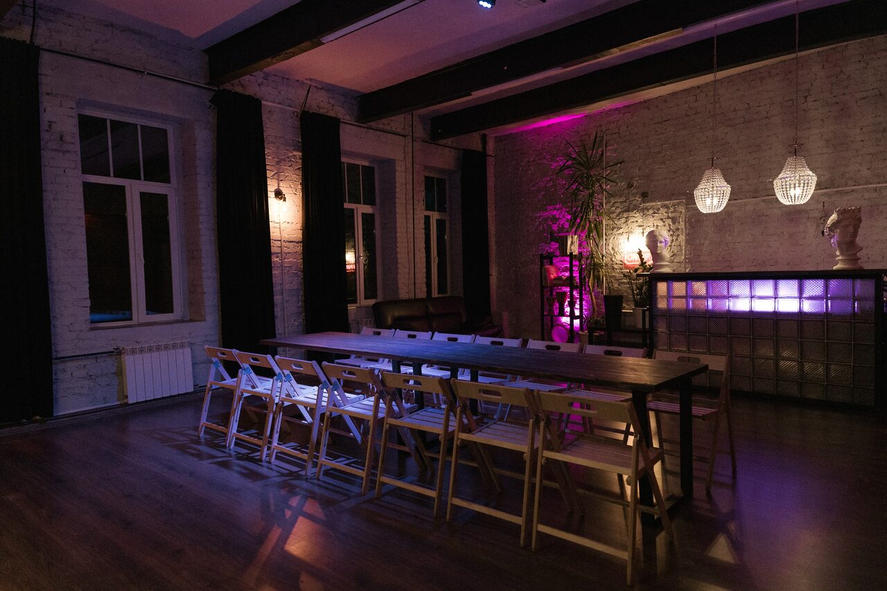 Арендовать Лофт с высокими потолками на востоке Москвы