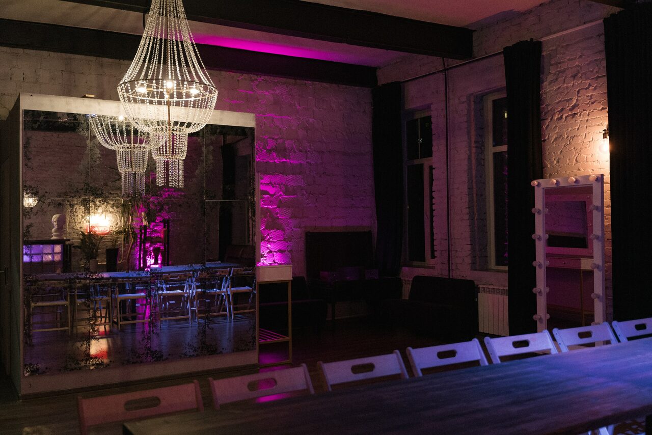 Арендовать Лофт с высокими потолками на востоке Москвы