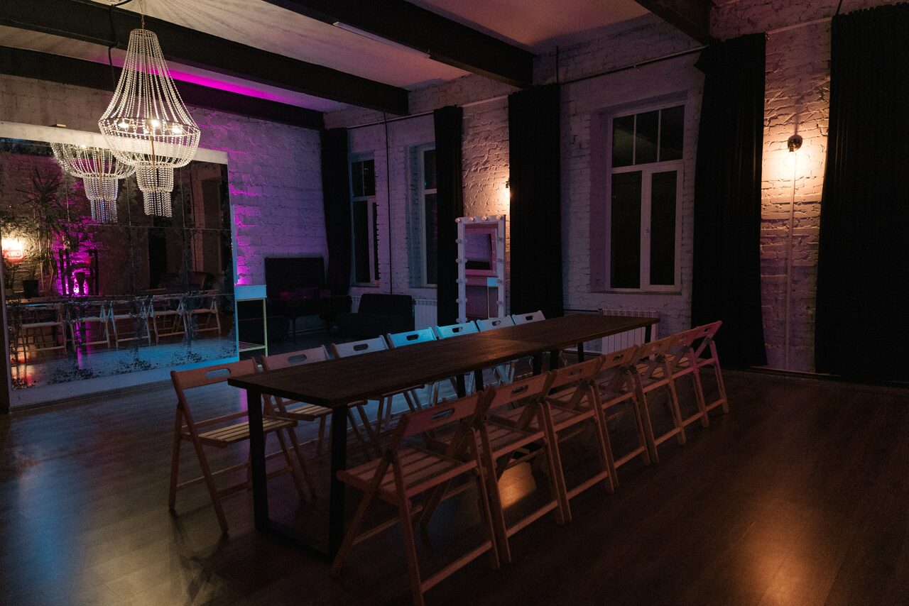 Арендовать Лофт с высокими потолками на востоке Москвы