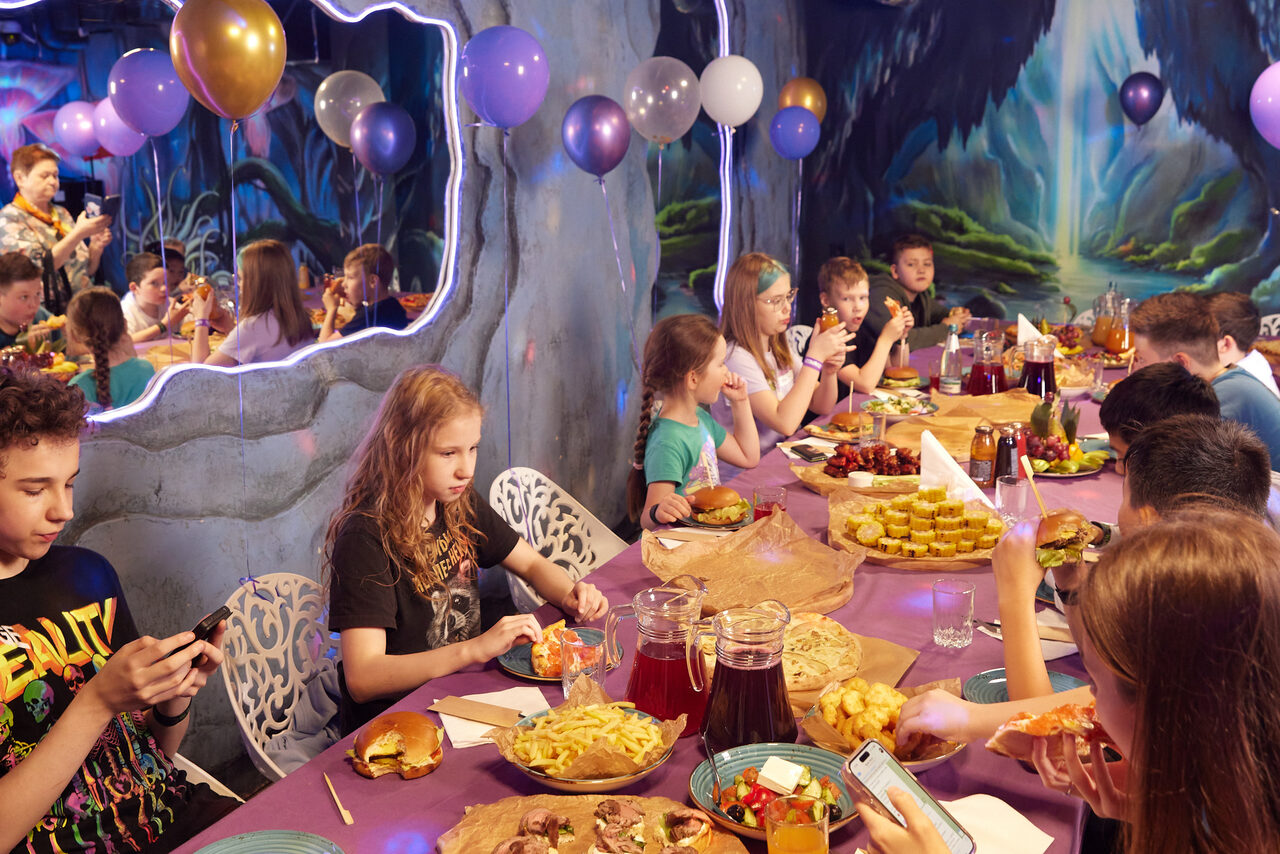 Арендовать Лига Миров: Пандора