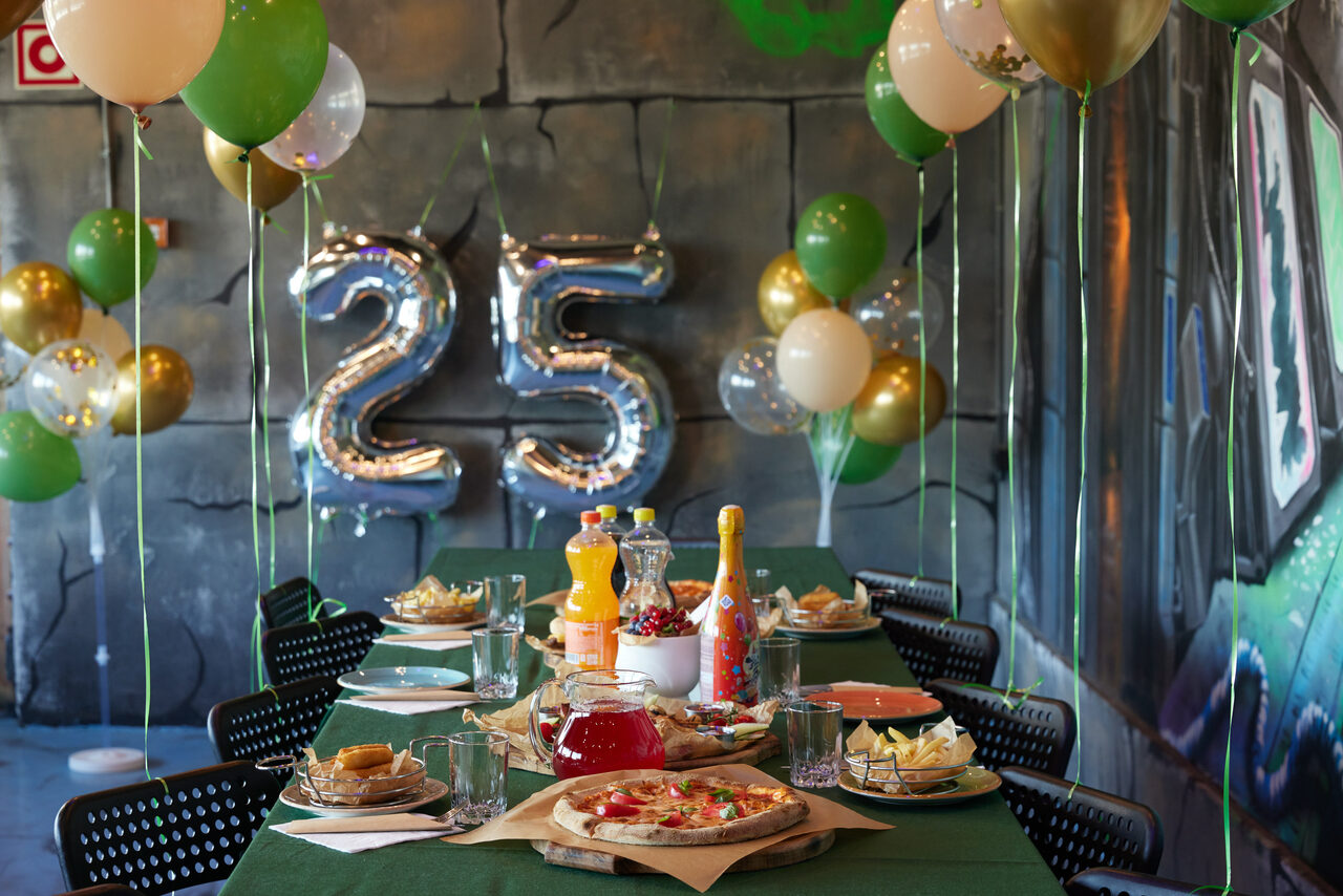 Арендовать Лига Миров: Реактор